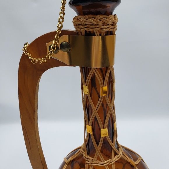 Vintage Carafe Bottle Hand Made Brown Amber  Glass Wicker Boho - Picture 7 of 16